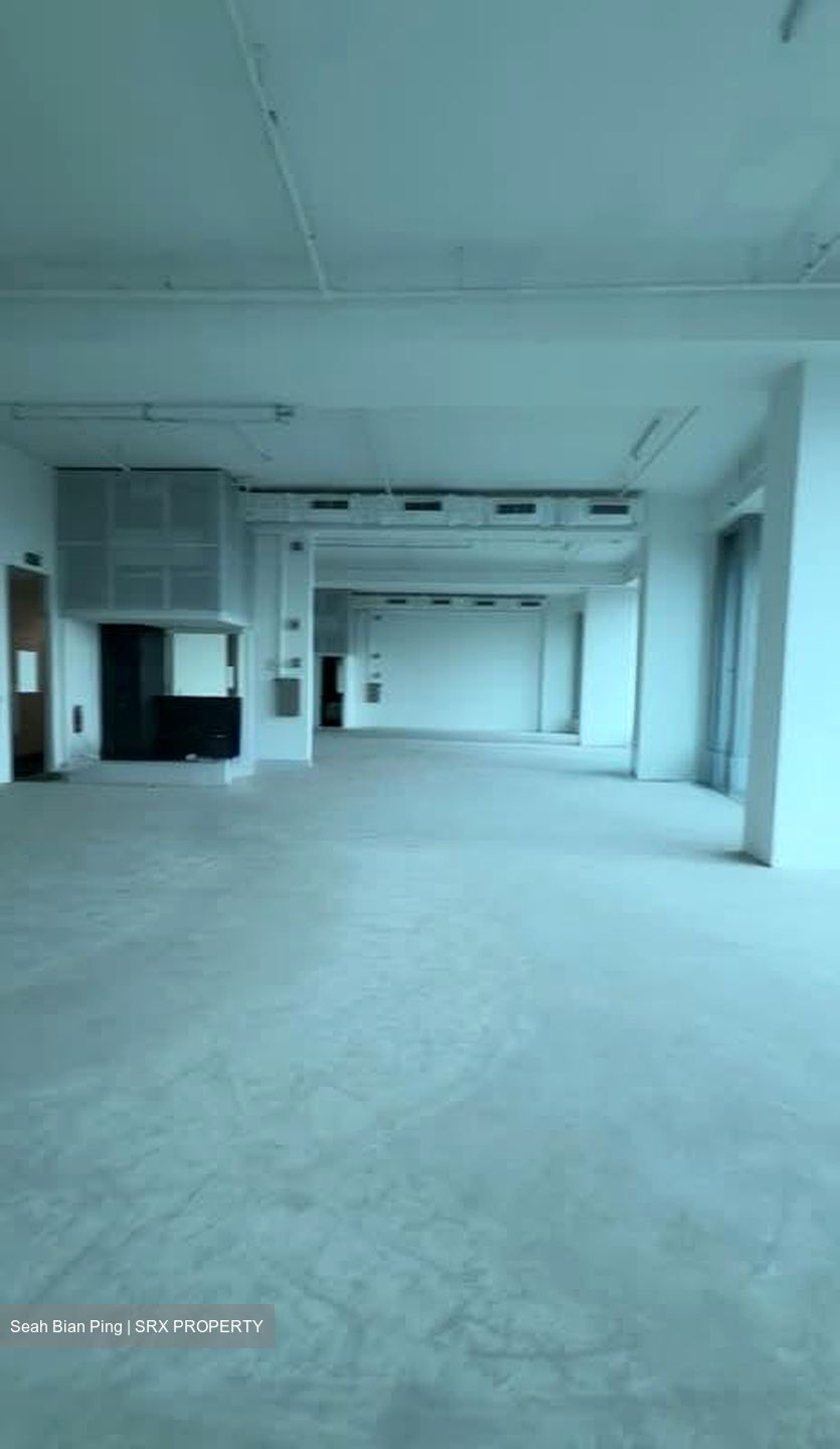 Arc 380 (D8), Office #557778771